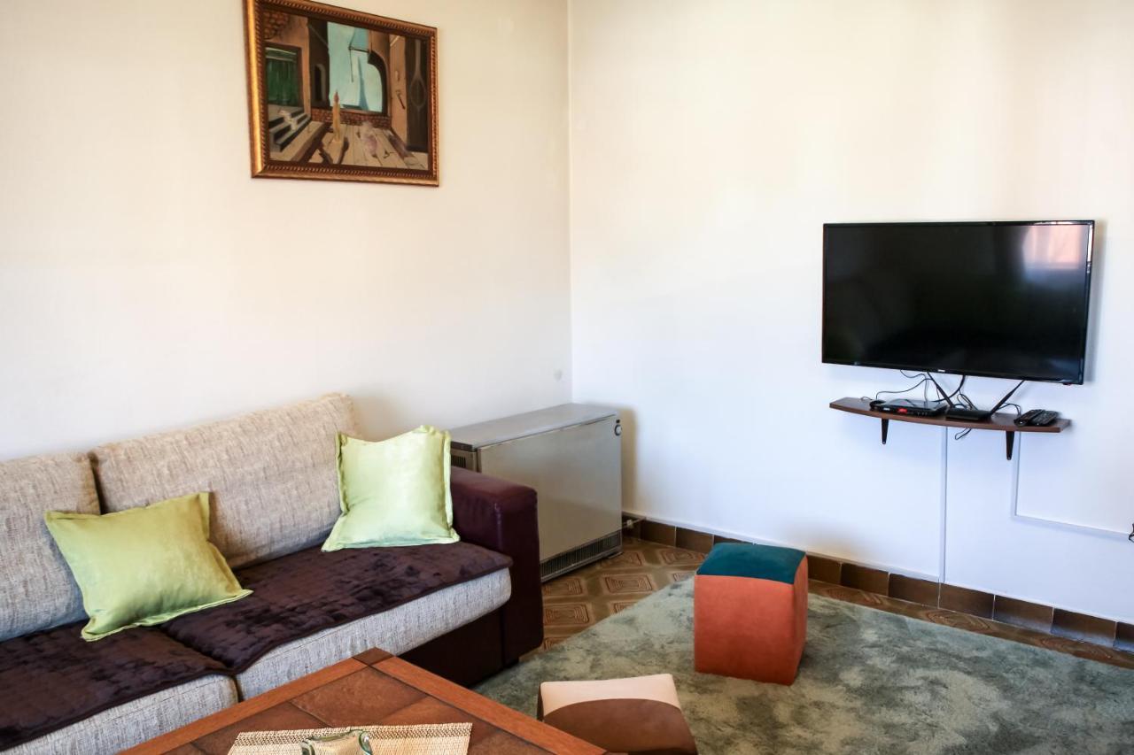 Apartment Dejan Cetynia Zewnętrze zdjęcie